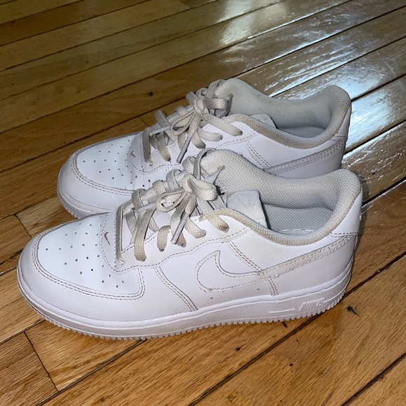 NIKE AIR FORCE 1 SZ 3 - Picture 2 of 6